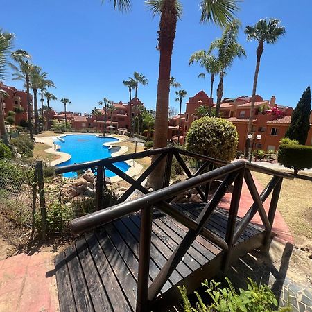 2 Bedroom Apartment Marbella East - La Reserva De Марбеля Екстериор снимка