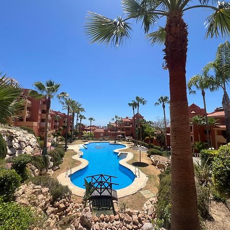 2 Bedroom Apartment Marbella East - La Reserva De Марбеля Екстериор снимка