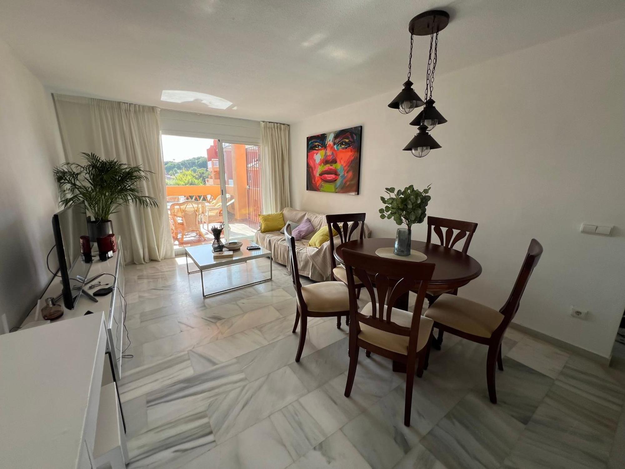 2 Bedroom Apartment Marbella East - La Reserva De Марбеля Екстериор снимка