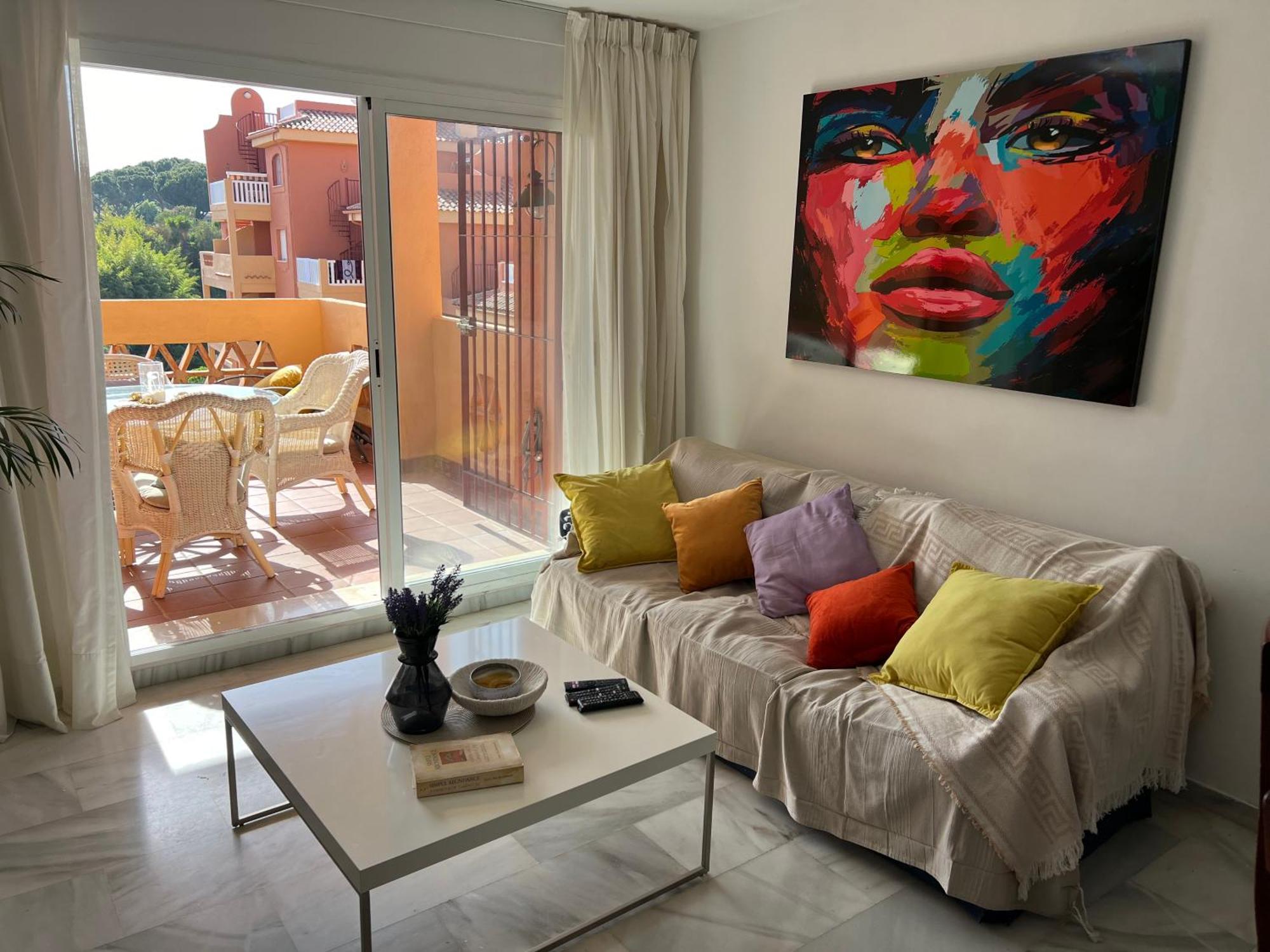 2 Bedroom Apartment Marbella East - La Reserva De Марбеля Екстериор снимка