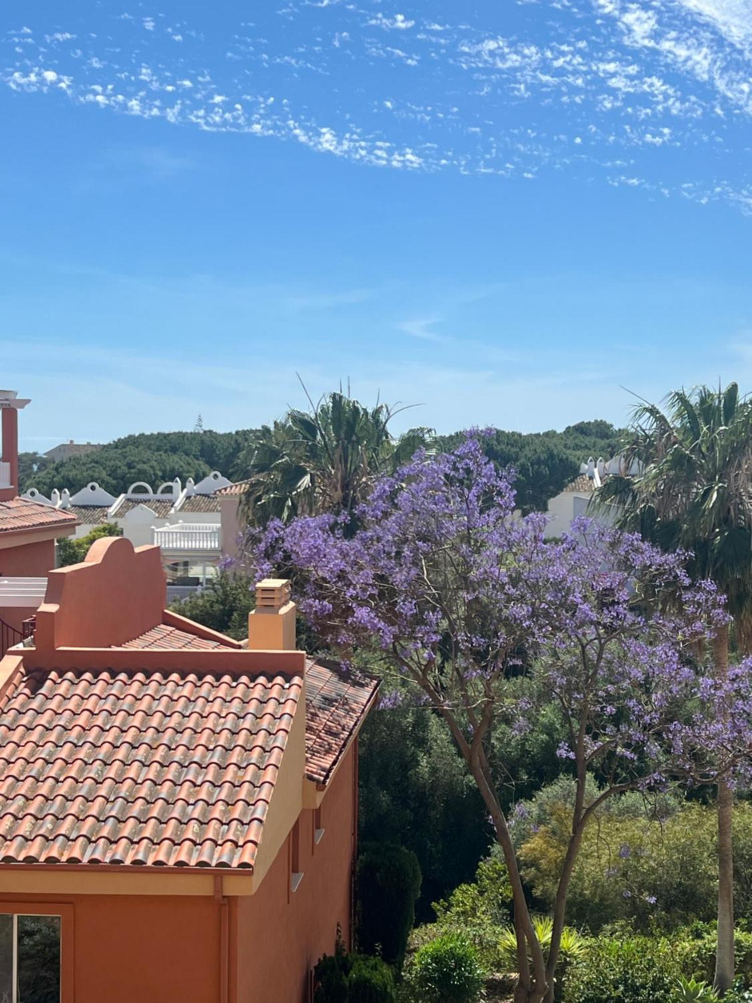 2 Bedroom Apartment Marbella East - La Reserva De Марбеля Екстериор снимка